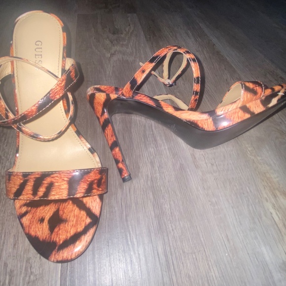 Guess Tarena Strappy Heels in Animal Print size 8M - Picture 2 of 14